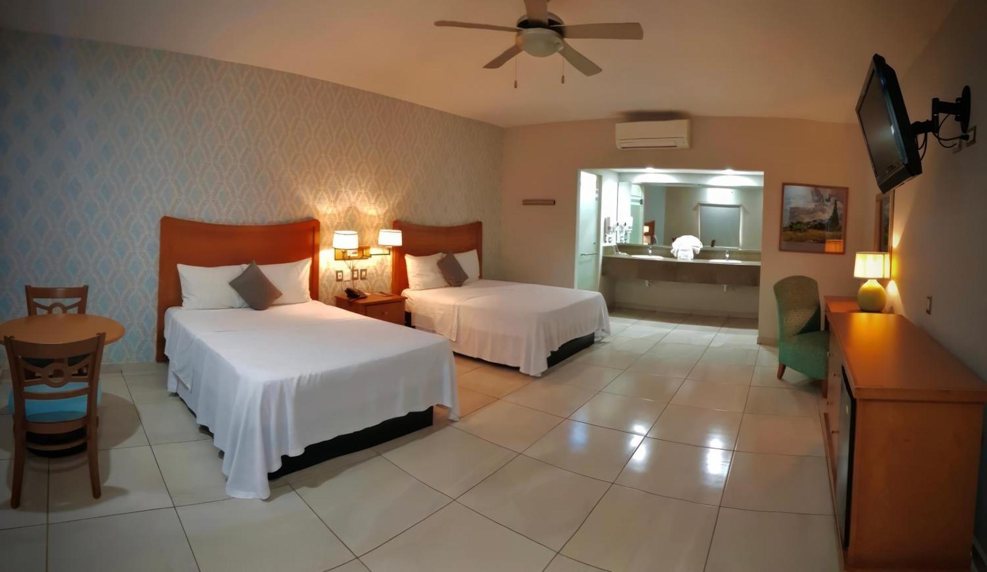 Hotel Maioris Navolato San Pedro  Екстер'єр фото