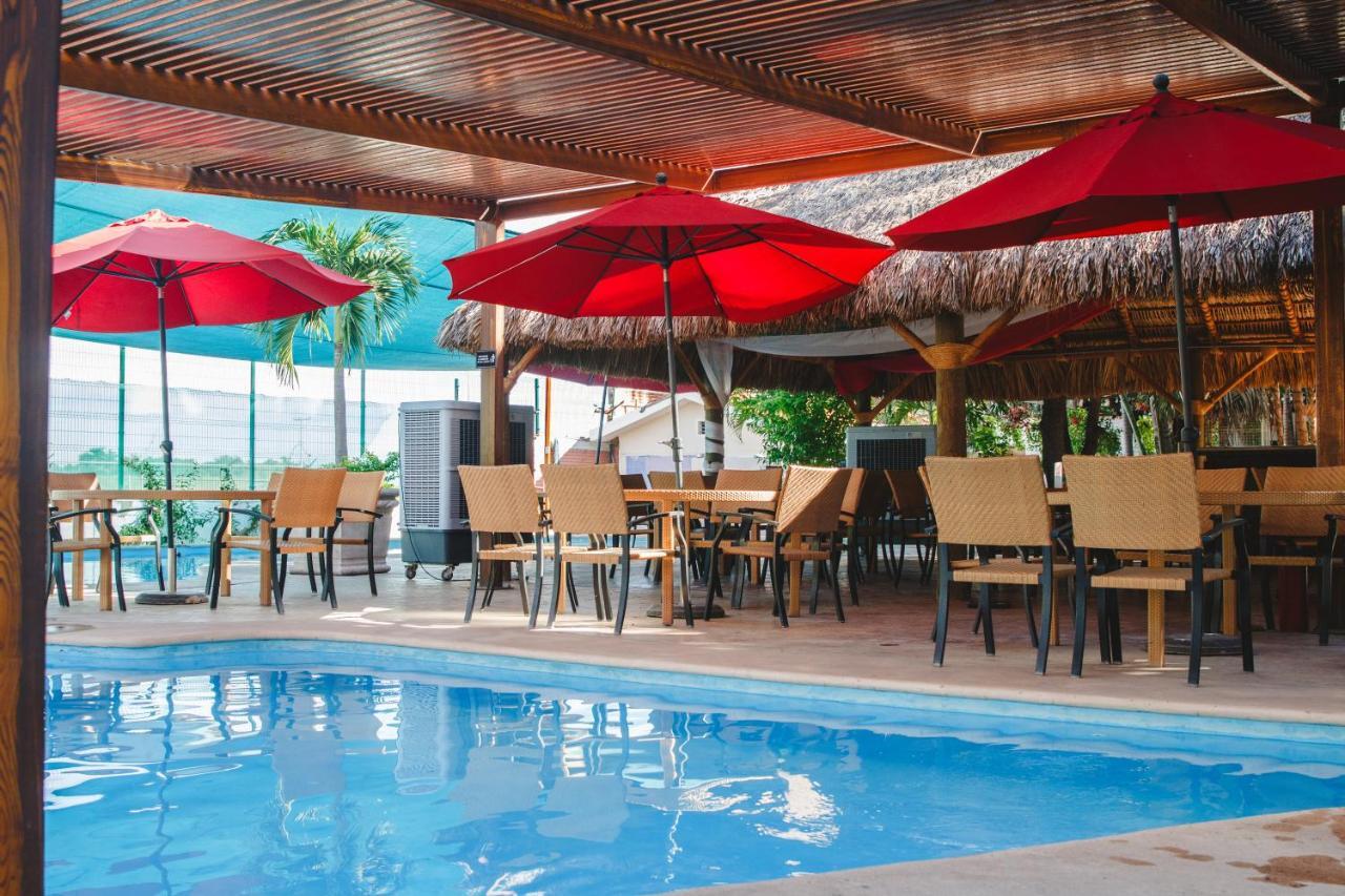 Hotel Maioris Navolato San Pedro  Екстер'єр фото
