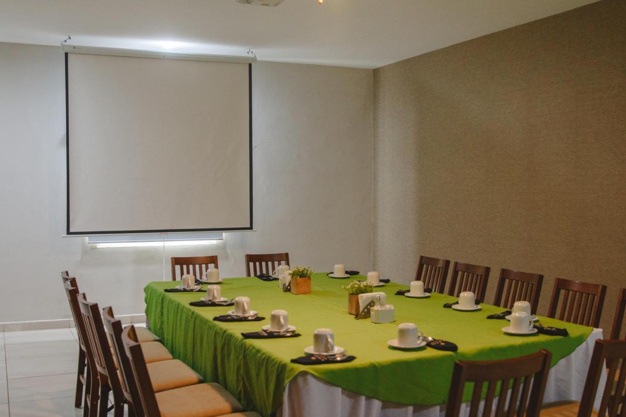 Hotel Maioris Navolato San Pedro  Екстер'єр фото